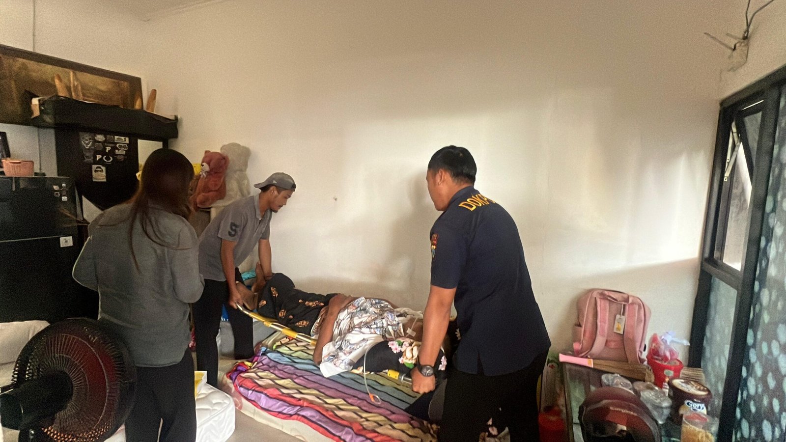 Polres Gresik Hadir untuk Masyarakat, Layanan Ambulans Gratis Bantu Pasien Darurat ke RSUP Kemenkes Surabaya