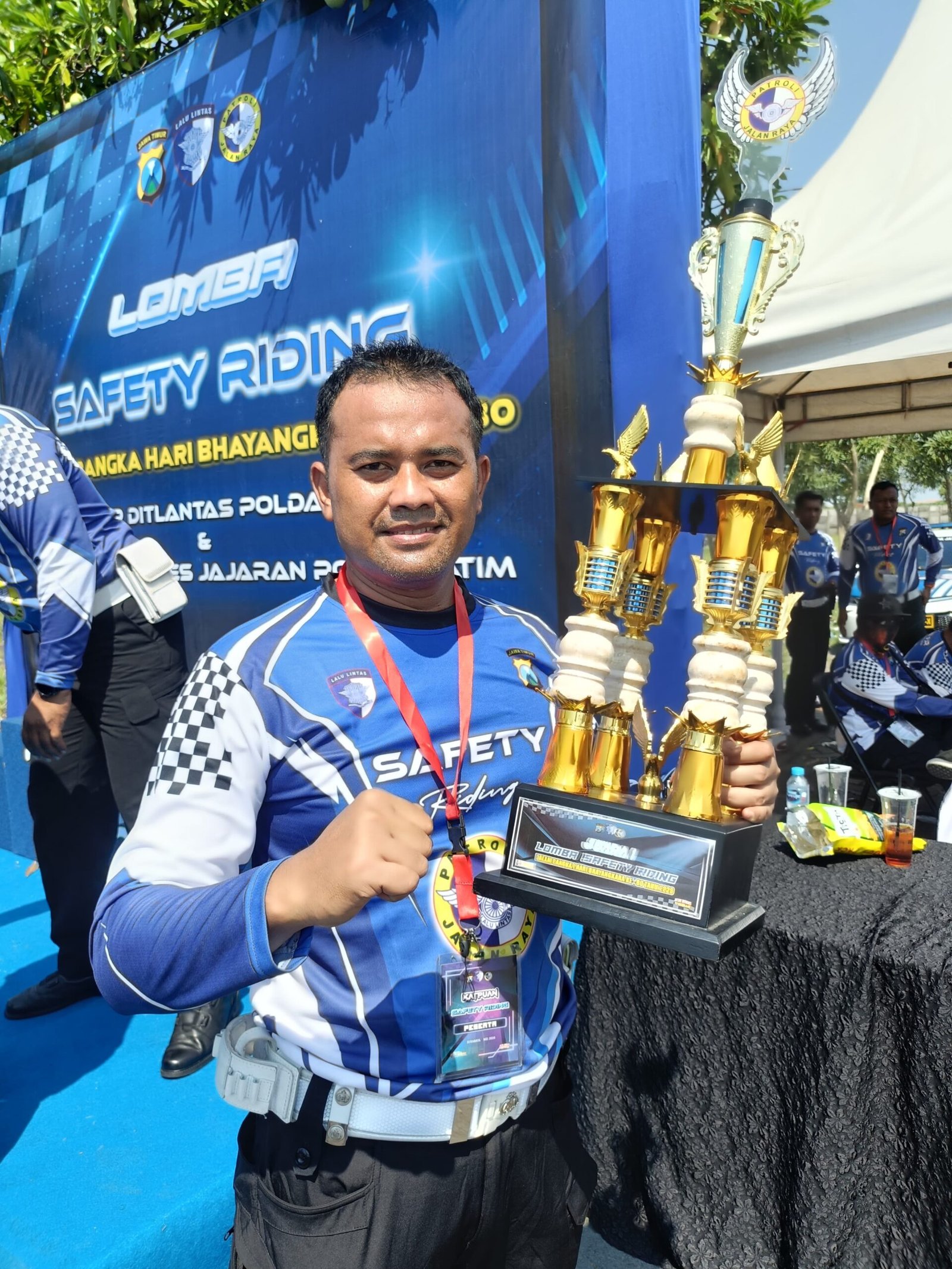 Satlantas Polres Gresik Berprestasi, Aiptu Bambang Juara 1 Safety Riding Hari Bhayangkara ke-80