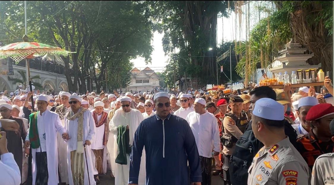Polres Gresik Libatkan Ratusan Personel Layanan Pengamanan Haul Habib Abu Bakar Assegaf ke-71