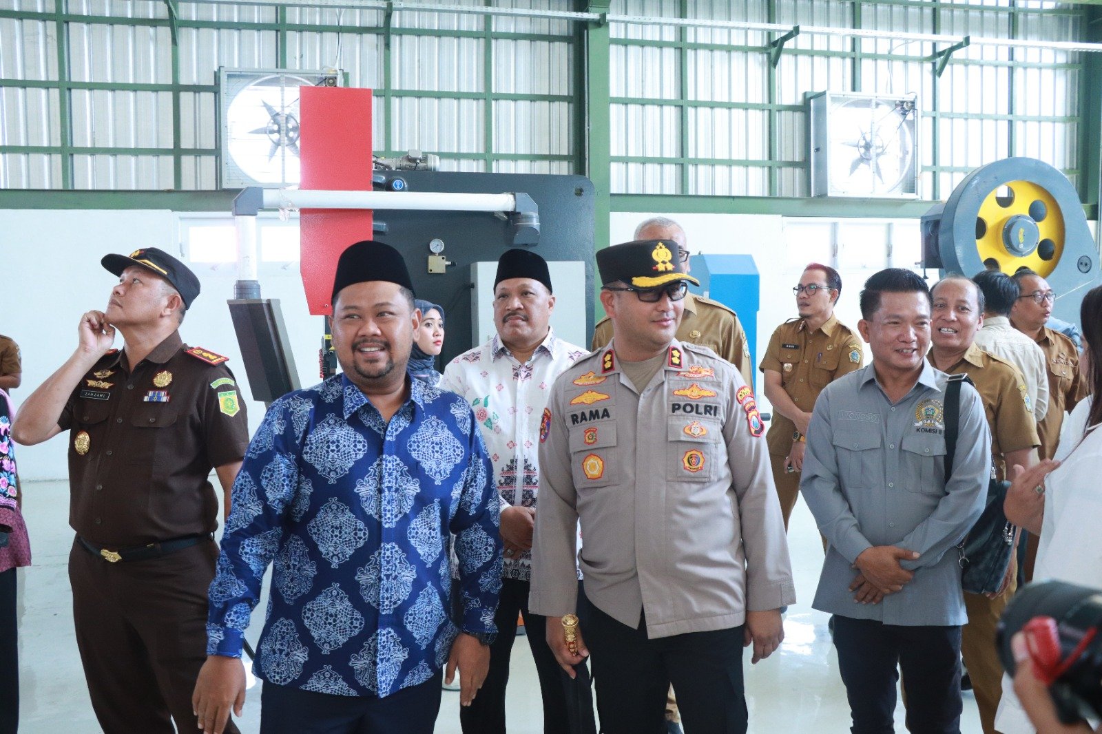Kapolres Gresik Dampingi Bupati Resmikan Sentra IKM Logam Menganti, Dorong Industri Lokal Naik Kelas
