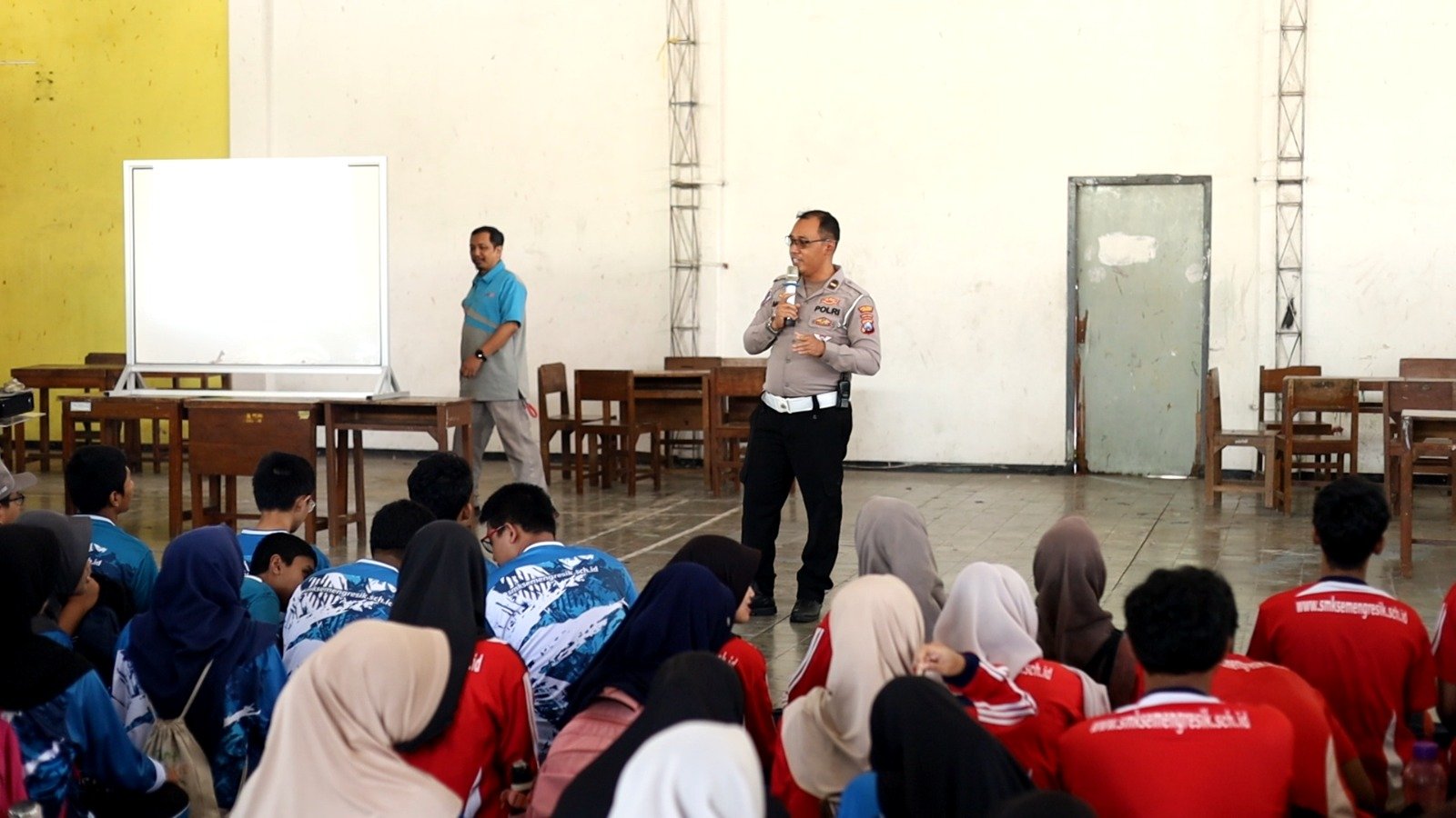 Polres Gresik Gelar Edukasi AI untuk 116 Pelajar SMKS Semen Gresik