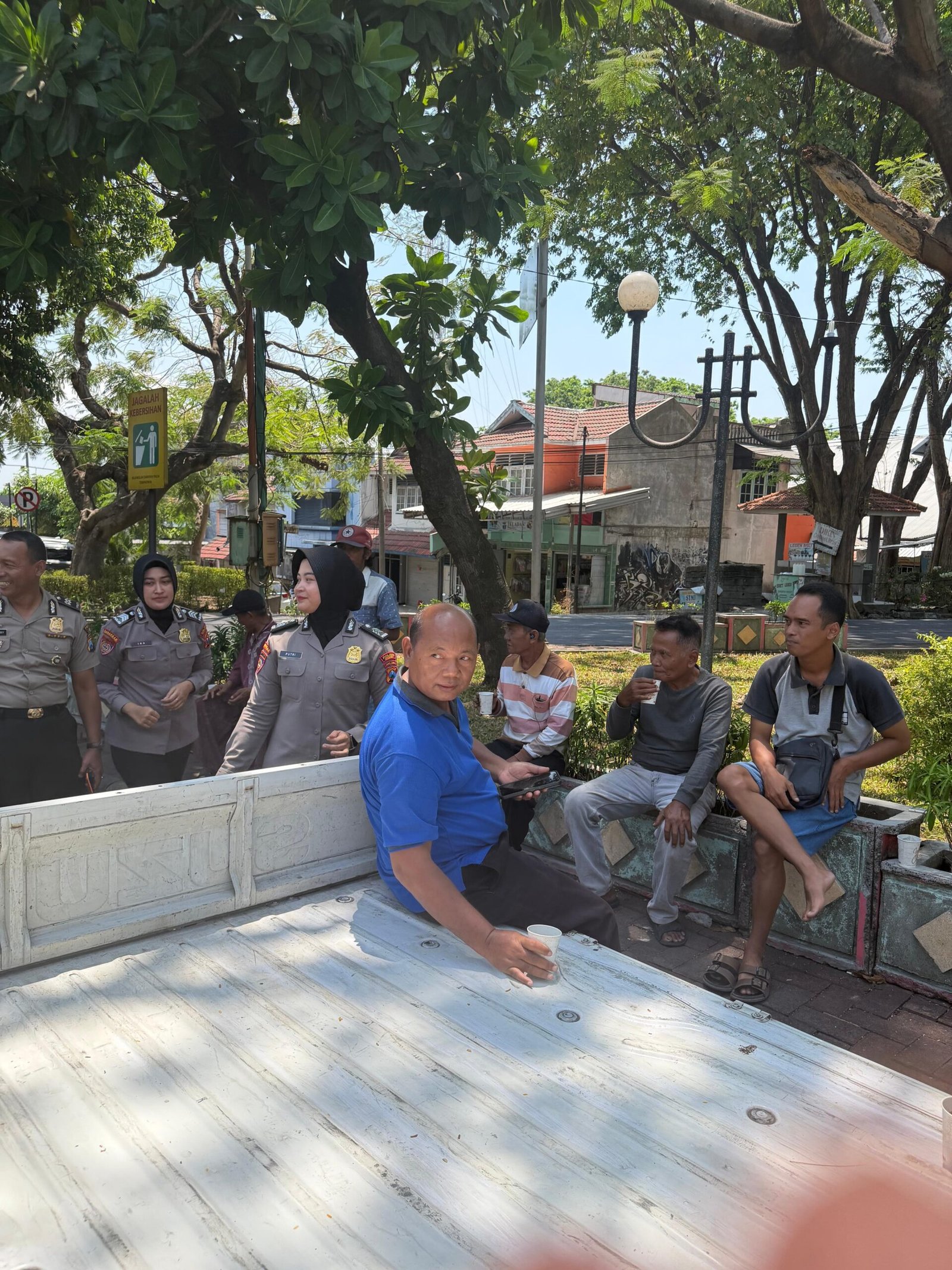 Kopi Keliling Satbinmas Polres Gresik, Bangun Kedekatan dan Komunikasi dengan Masyarakat