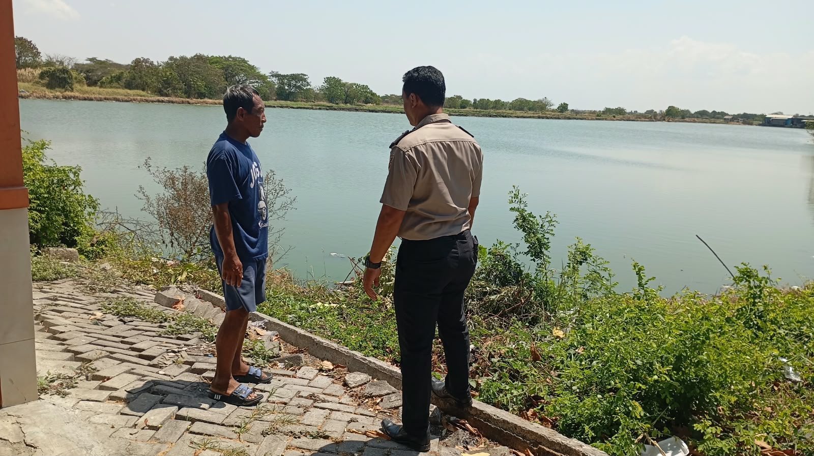 Perkuat Ketahanan Pangan Nasional, Polsek Duduksampeyan Sambangi Tambak Ikan Warga